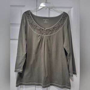 Eddie Bauer Sage Green Embroidered Long Sleeve Top, XL